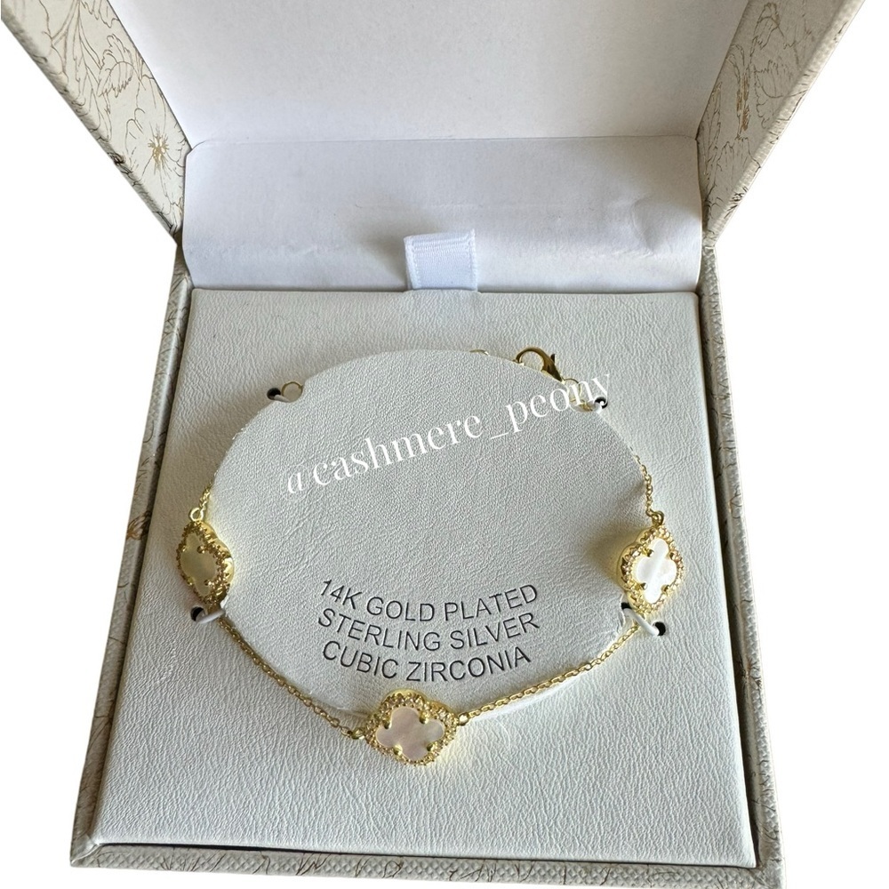 NIB Rachel Zoe Mother Of Pearl Clover 14K Gold Plated Sterling Silver Bracelet